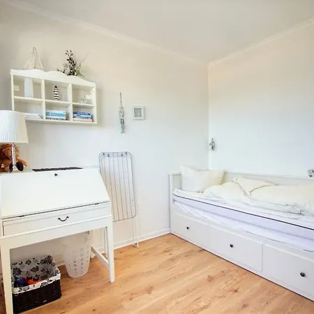 Apartment Strandhotel, App 5sh221 Heiligenhafen